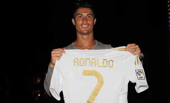 曝由于伊萨克重伤，利物浦冬窗放走萨拉赫的可能性已不大（伊萨克遭重伤，利物浦冬窗放走萨拉赫的概率大幅降低）