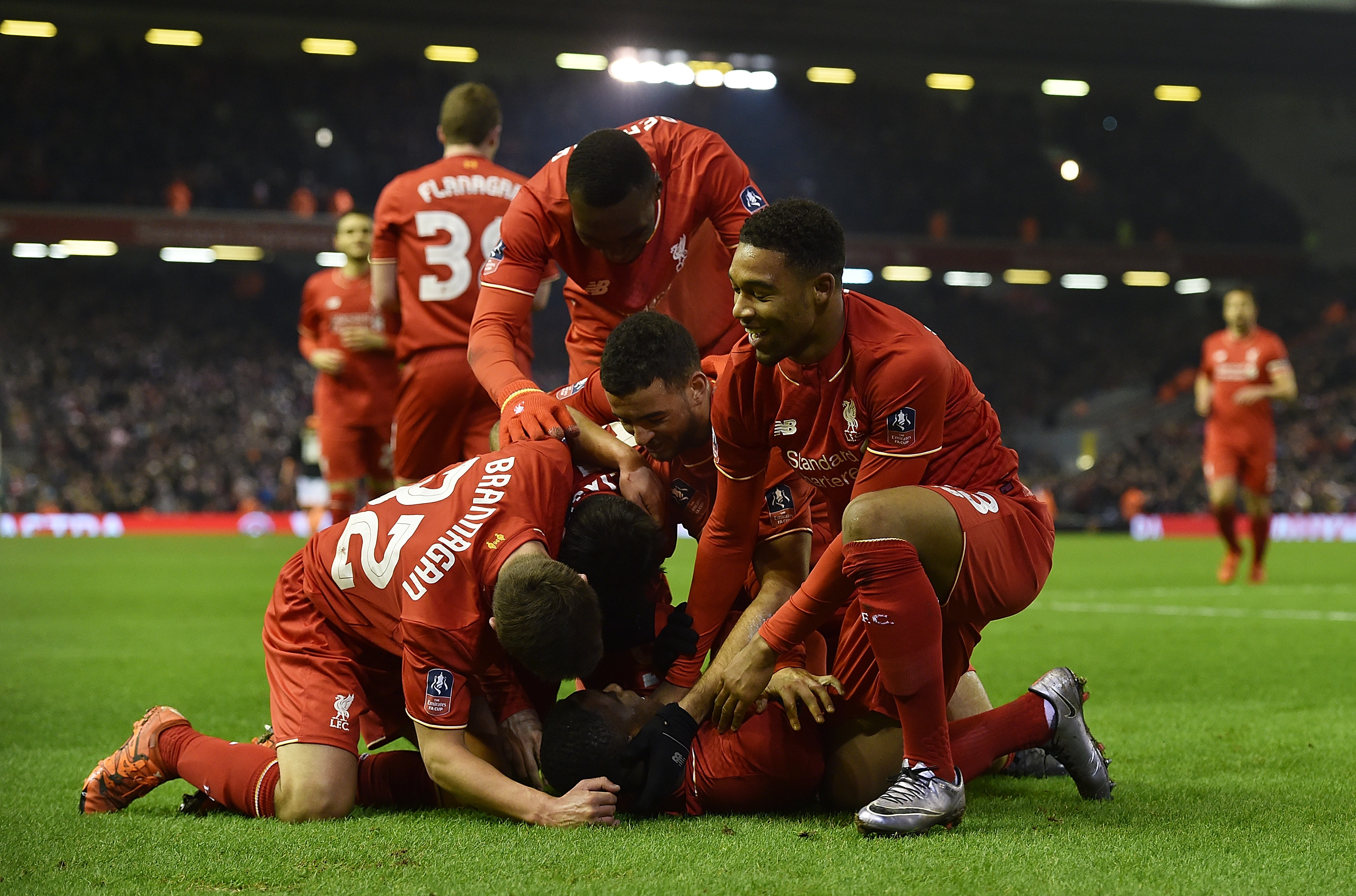 葡萄牙U17国脚斯特万是雷纳托-桑切斯的侄子，正在参加世少赛（雷纳托-桑切斯侄子、葡萄牙U17国脚斯特万正征战世少赛）