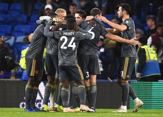 马卡报预测巴萨vs黄潜首发：佩德里缺阵，费兰亚马尔领衔（马卡报：巴萨战黄潜预计首发出炉——佩德里缺席，费兰与亚马尔领衔）