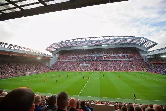 勒伯夫：希望2026世界杯成为C罗的献礼，葡萄牙夺冠并非没有可能（勒伯夫：盼2026年世界杯成为对C罗的致敬之战，葡萄牙并非无缘冠军）