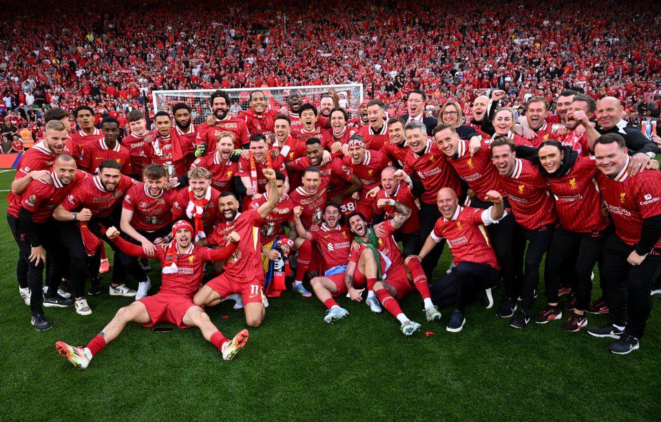 记者：于根伟没有参加国足主帅竞聘（记者称于根伟未参与国足主帅竞聘）